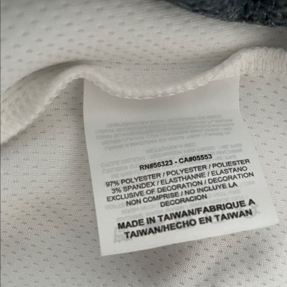 Nike Dri-Fit top - Picture 8 of 10